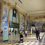 T3 Perto Do Centro Do Porto, Check-in 24 Horas,cozinha Totalmente Equipada, Wi-fi 44mbps, Confortavel E Espacosa, Com Vaga De Carro Publica, Adequada Familias, Em Negocios E Grupos De Amigos E Nomades Digitais *
