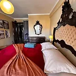 דירה T3 Perto Do Centro Do Porto, Check-in 24 Horas,cozinha Totalmente Equipada, Wi-fi 44mbps, Confortavel E Espacosa, Com Vaga De Carro Publica, Adequada Familias, Em Negocios E Grupos De Amigos E Nomades Digitais *