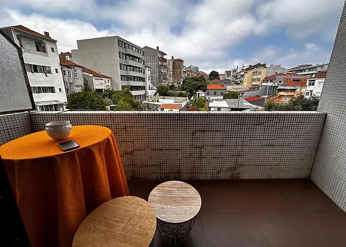 T3 Perto Do Centro Do Porto, Check-in 24 Horas,cozinha Totalmente Equipada, Wi-fi 44mbps, Confortavel E Espacosa, Com Vaga De Carro Publica, Adequada Familias, Em Negocios E Grupos De Amigos E Nomades Digitais Apartman Porto