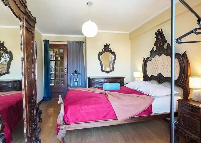 Apartman T3 Perto Do Centro Do Porto, Check-in 24 Horas,cozinha Totalmente Equipada, Wi-fi 44mbps, Confortavel E Espacosa, Com Vaga De Carro Publica, Adequada Familias, Em Negocios E Grupos De Amigos E Nomades Digitais *