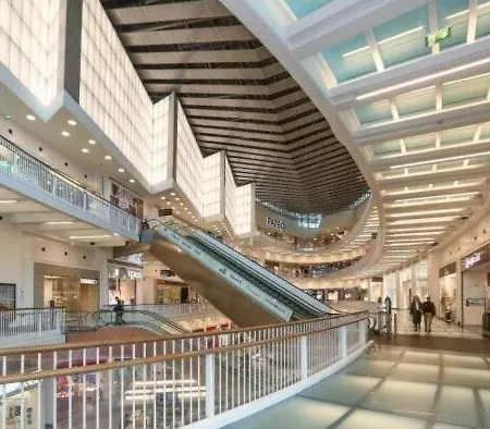 Apartamento T3 Perto Do Centro Do Porto, Check-in 24 Horas,cozinha Totalmente Equipada, Wi-fi 44mbps, Confortável E Espaçosa, Com Vaga De Carro Pública, Adequada Famílias, Hóspedes Em Negócios E Grupos De Amigos E Nomades Digitais