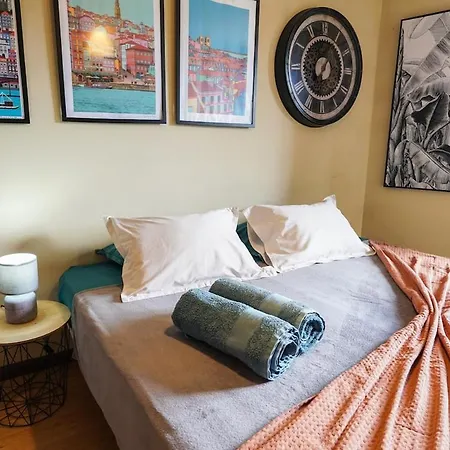 T3 Perto Do Centro Do Porto, Check-in 24 Horas,cozinha Totalmente Equipada, Wi-fi 44mbps, Confortável E Espaçosa, Com Vaga De Carro Pública, Adequada Famílias, Hóspedes Em Negócios E Grupos De Amigos E Nomades Digitais Apartamento *