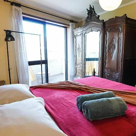 T3 Perto Do Centro Do Porto, Check-in 24 Horas,cozinha Totalmente Equipada, Wi-fi 44mbps, Confortável E Espaçosa, Com Vaga De Carro Pública, Adequada Famílias, Hóspedes Em Negócios E Grupos De Amigos E Nomades Digitais