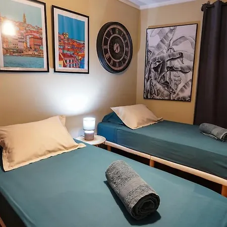 T3 Perto Do Centro Do Porto, Check-in 24 Horas,cozinha Totalmente Equipada, Wi-fi 44mbps, Confortável E Espaçosa, Com Vaga De Carro Pública, Adequada Famílias, Hóspedes Em Negócios E Grupos De Amigos E Nomades Digitais Apartamento