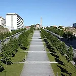 T3 Perto Do Centro Do Porto, Check-in 24 Horas,cozinha Totalmente Equipada, Wi-fi 44mbps, Confortavel E Espacosa, Com Vaga De Carro Publica, Adequada Familias, Em Negocios E Grupos De Amigos E Nomades Digitais Oporto
