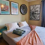 Lägenhet T3 Perto Do Centro Do Porto, Check-in 24 Horas,cozinha Totalmente Equipada, Wi-fi 44mbps, Confortavel E Espacosa, Com Vaga De Carro Publica, Adequada Familias, Em Negocios E Grupos De Amigos E Nomades Digitais