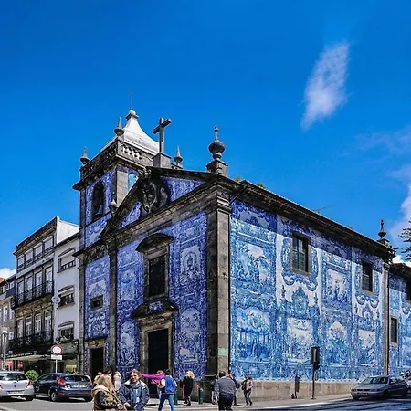 Lejlighed T3 Perto Do Centro Do Porto, Check-in 24 Horas,cozinha Totalmente Equipada, Wi-fi 44mbps, Confortavel E Espacosa, Com Vaga De Carro Publica, Adequada Familias, Em Negocios E Grupos De Amigos E Nomades Digitais *