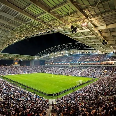 T3 Perto Do Centro Do Porto, Check-in 24 Horas,cozinha Totalmente Equipada, Wi-fi 44mbps, Confortável E Espaçosa, Com Vaga De Carro Pública, Adequada Famílias, Hóspedes Em Negócios E Grupos De Amigos E Nomades Digitais