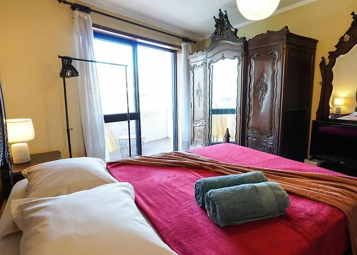 T3 Perto Do Centro Do Porto, Check-in 24 Horas,cozinha Totalmente Equipada, Wi-fi 44mbps, Confortável E Espaçosa, Com Vaga De Carro Pública, Adequada Famílias, Hóspedes Em Negócios E Grupos De Amigos E Nomades Digitais