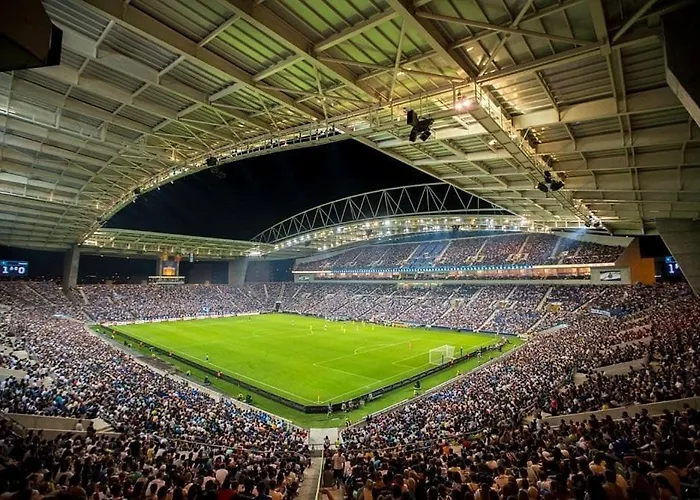 T3 Perto Do Centro Do Porto, Check-in 24 Horas,cozinha Totalmente Equipada, Wi-fi 44mbps, Confortável E Espaçosa, Com Vaga De Carro Pública, Adequada Famílias, Hóspedes Em Negócios E Grupos De Amigos E Nomades Digitais