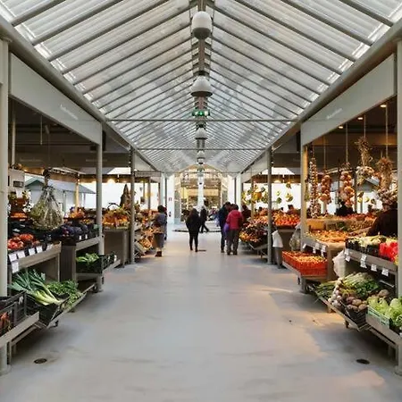 Апартаменты T3 Perto Do Centro Do Porto, Check-in 24 Horas,cozinha Totalmente Equipada, Wi-fi 44mbps, Confortavel E Espacosa, Com Vaga De Carro Publica, Adequada Familias, Em Negocios E Grupos De Amigos E Nomades Digitais Порту