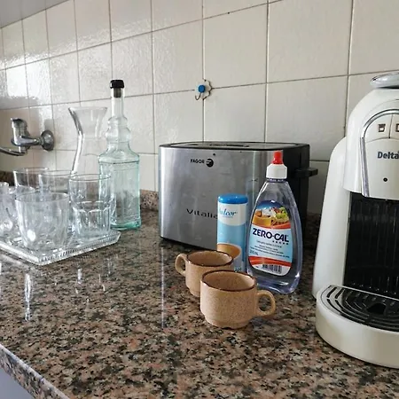 T3 Perto Do Centro Do Porto, Check-in 24 Horas,cozinha Totalmente Equipada, Wi-fi 44mbps, Confortavel E Espacosa, Com Vaga De Carro Publica, Adequada Familias, Em Negocios E Grupos De Amigos E Nomades Digitais * Порту